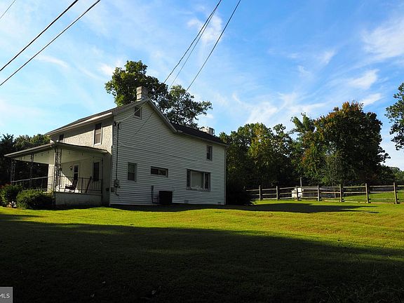 4th image of 529 Goosemar Rd