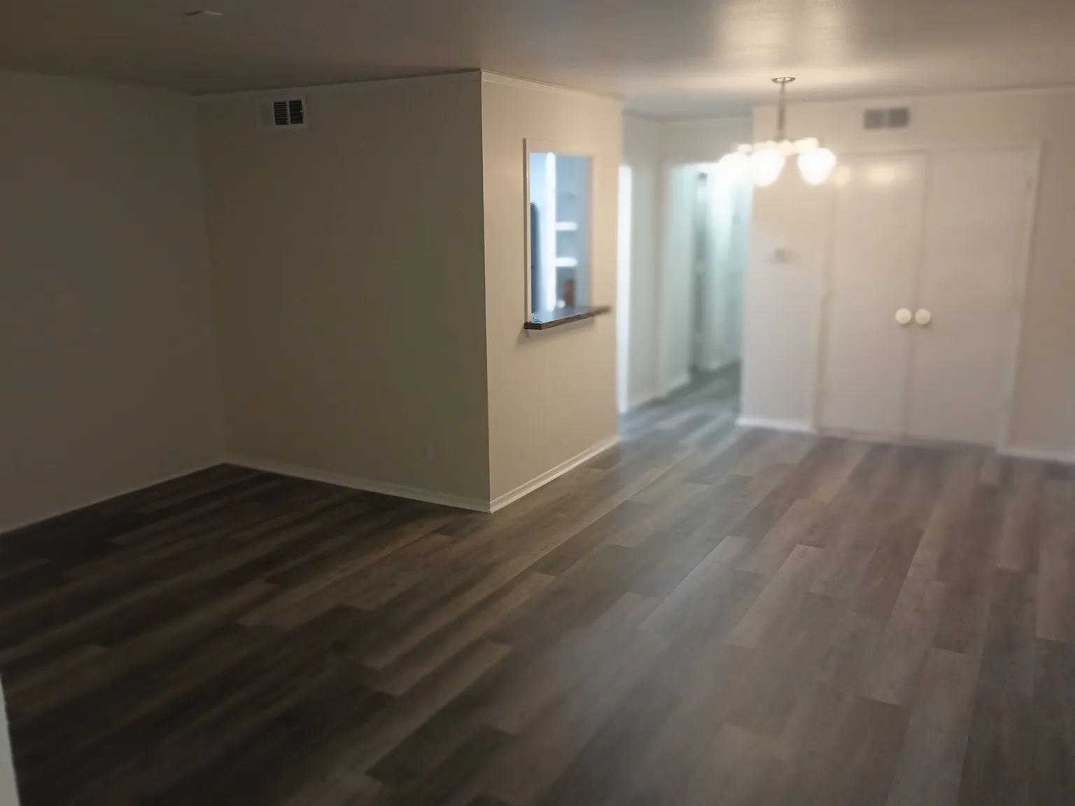 1 bed, 885 sqft, $1,800 — Photo 2