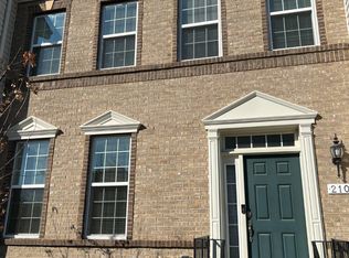 2104 Garden Grove Ln, Bowie, MD 20721