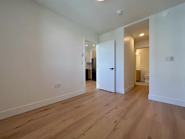 20769 Fraser Hwy #526 — Photo 7