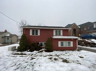 2955 Rubbins Rd, Howell, MI 48843