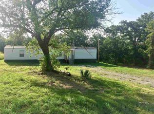 2633 S Chickasaw Trl, Sulphur, OK 73086