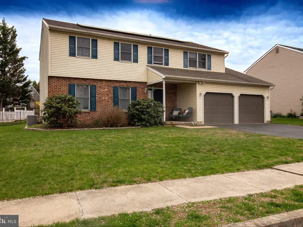 1318 Fredrick Blvd, Reading, PA 19605