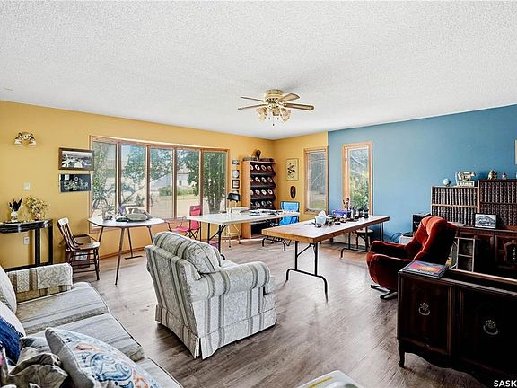4th image of 635 Gardiner STREET