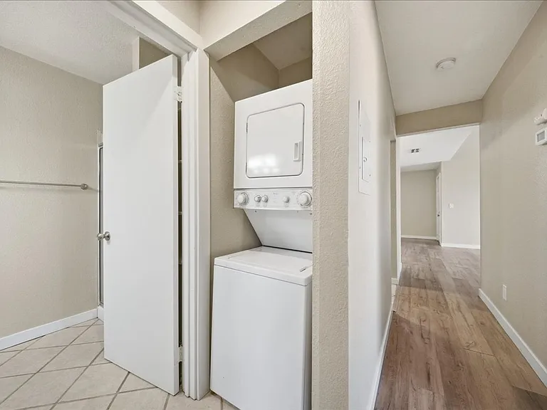 1019 Dornajo Way #217 — Photo 16