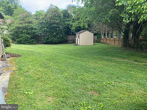 2nd image of 15209 Wycliffe Ct
