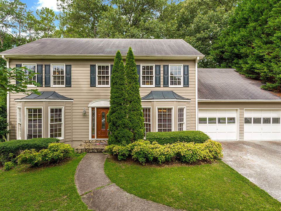 1st image of 882 Park Creek Ct