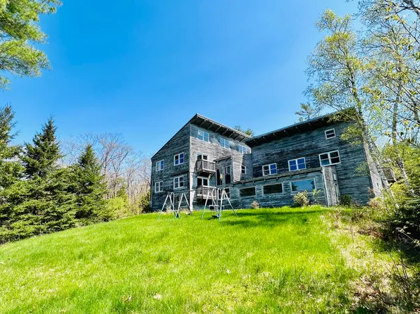 73 Ledgewood Drive, Bucksport, ME 04416