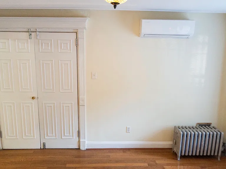 389 Jefferson Ave #389 — Photo 4