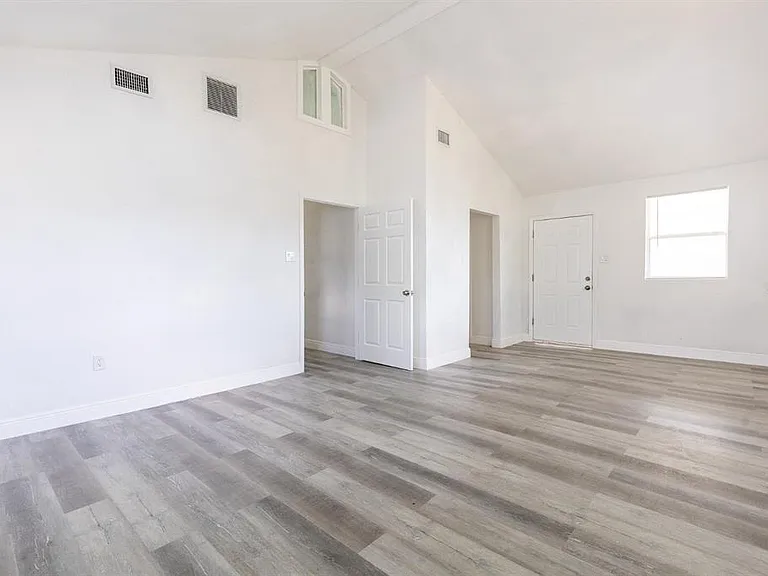6906 N Lynn Ave — Photo 7