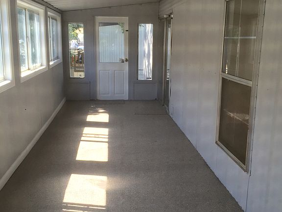 4th image of 4126 W Point Ln