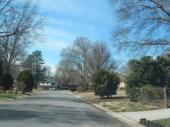 4th image of 6701 Cardigan Ave