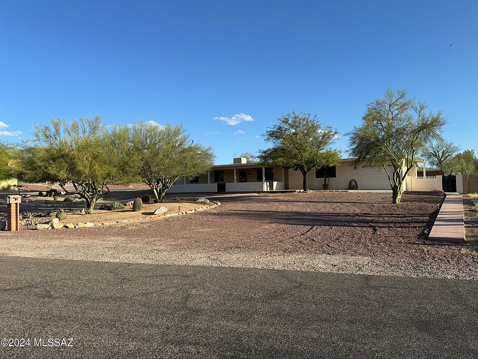 1st image of 460 E Windy Vista Pl