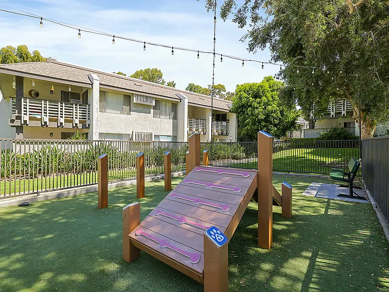 Village Green — Photo 32