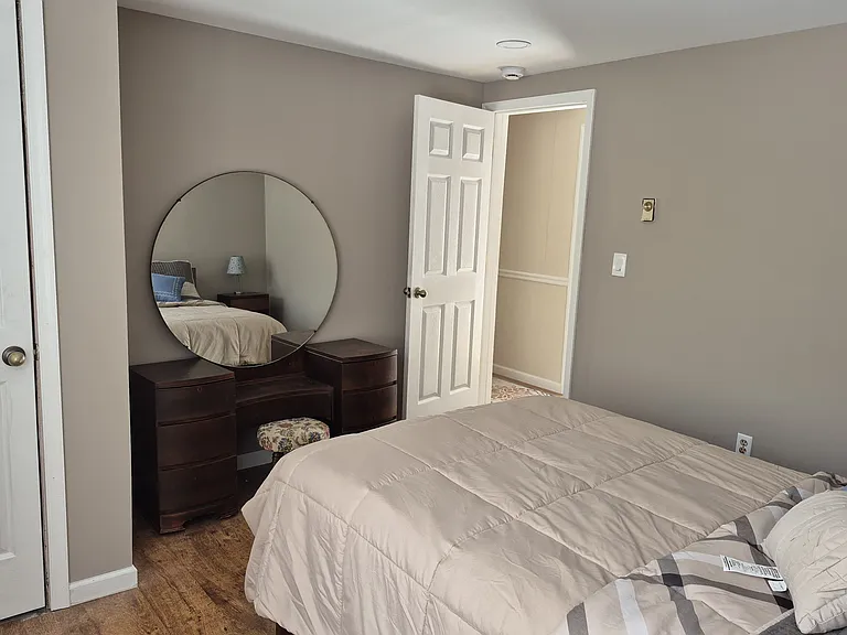 144 Chapman Cir — Photo 21
