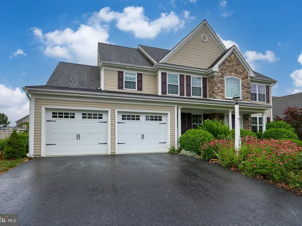 108 Shade Tree Dr, Lancaster, PA 17603