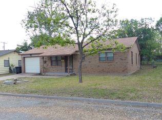2013 Stanton St, Brady, TX 76825