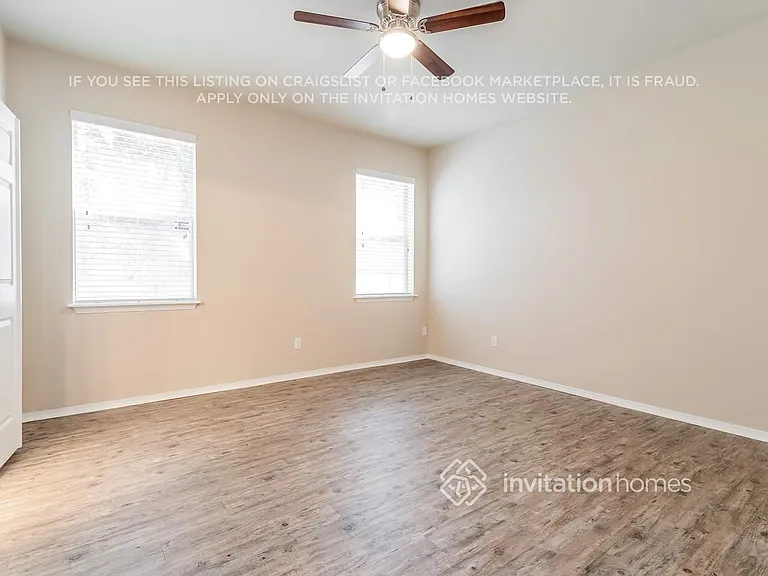 30250 Cheval St — Photo 10