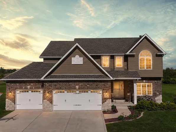 9763 Garden Way St, John, IN 46373
