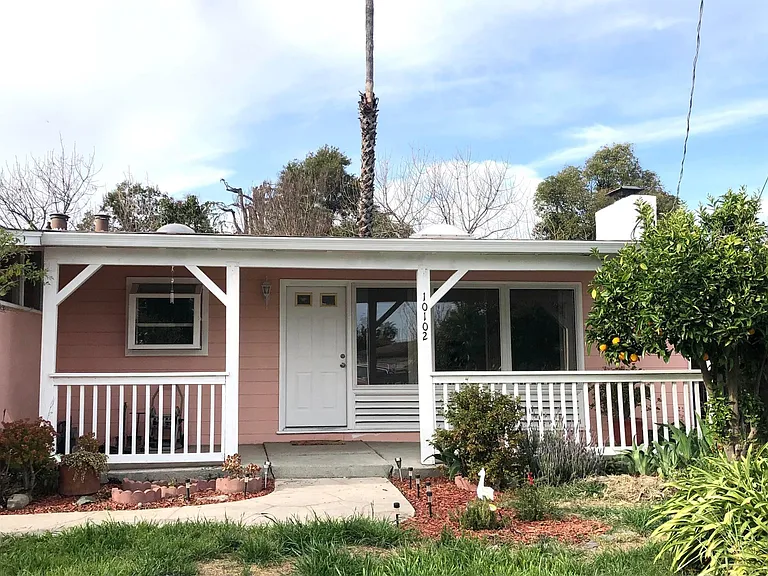 10102 Cairo Ct — Photo 1