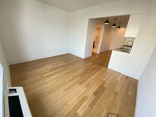 Rented by Zjama Realty Corp | media 3