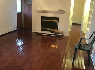 25 Baxter Rd, Edison, NJ 08817