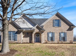 7848 Molly Meadow Cv, Walls, MS 38680