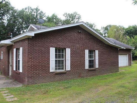4th image of 844 Sherman Hills Rd