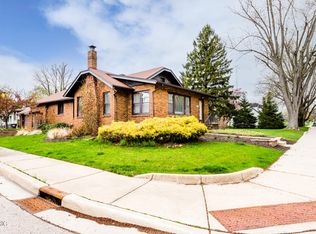 2306 S State St, Saint Joseph, MI 49085