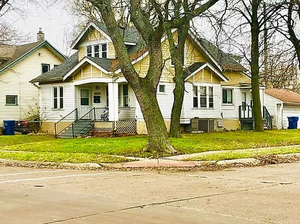 8412 Chalmers Ave, Warren, MI 48089