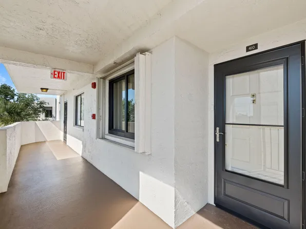 3138 Via Poinciana #410, Lake Worth, FL 33467