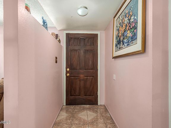 3rd image of 7542 W HEATHERBRAE Drive
