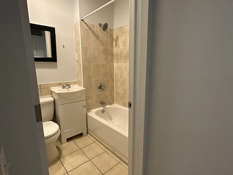 240 Paterson Ave #5 — Photo 12