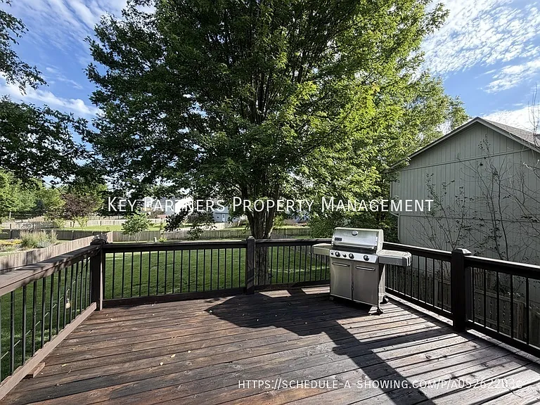 16409 W 157th Ter — Photo 25