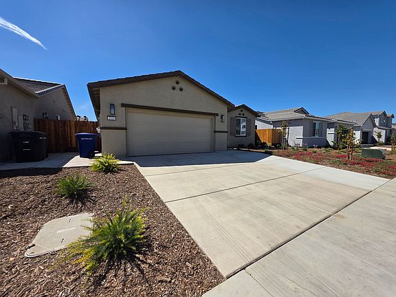 3rd image of 2320 Ryder Ln