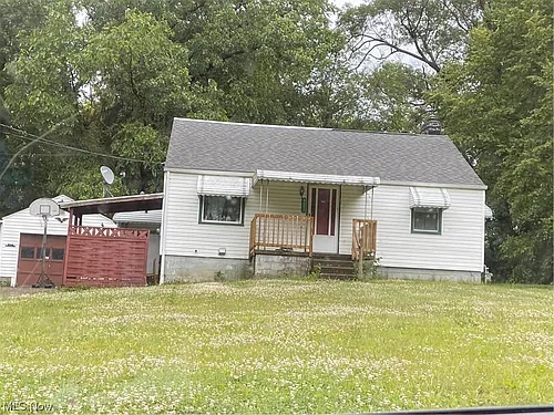 1304 Cole Ave SE Photo 1