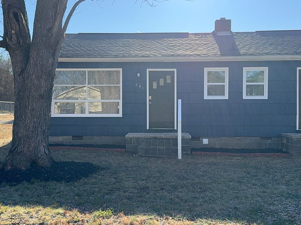 1st image of 641 Wagner Cir