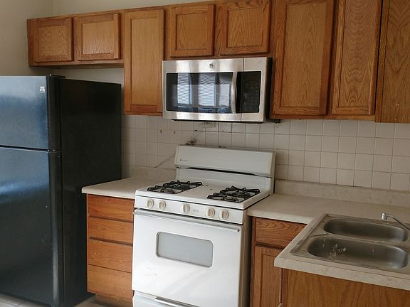 5th image of 4155 W Henderson St APT 1E