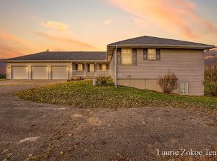 13366 8th Ave NW, Grand Rapids, MI 49534