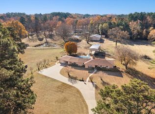 6044 Red Mason Rd, Longview, TX 75605