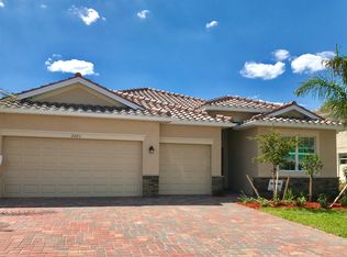 2093 Satsuma Ln, Naples, FL 34120