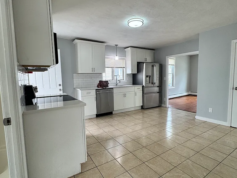 159 Harrison St #1 — Photo 5