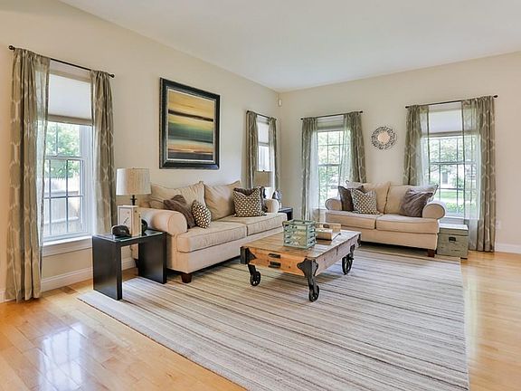 4th image of 50 Spofford St