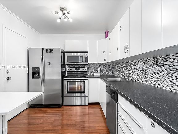 3rd image of 1833 S Ocean Dr APT 1407