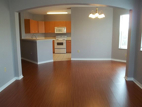 4th image of 118 SW Peacock Blvd APT 10-201