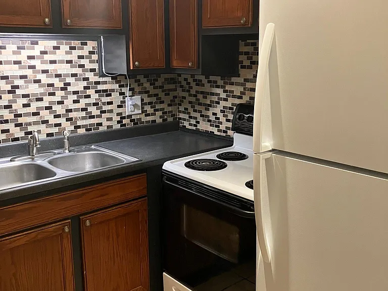 720 Ferdinand Ave SW #25 — Photo 15