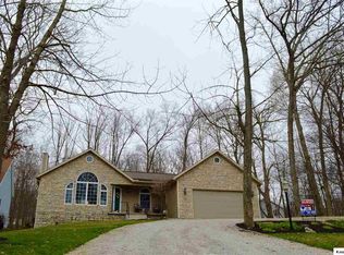 568 Highland Hills Dr, Howard, OH 43028