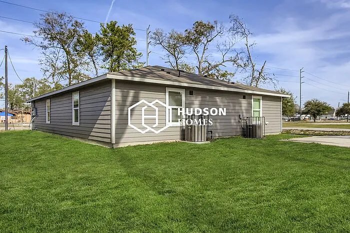 8350 Tidwell Rd #B — Photo 12