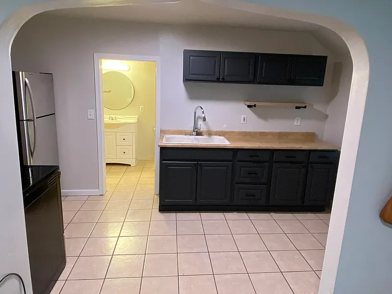 214 Bluff St #C — Photo 5