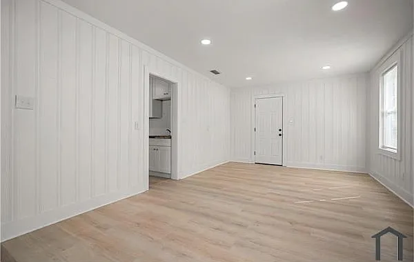 1113 Kelly St — Photo 11